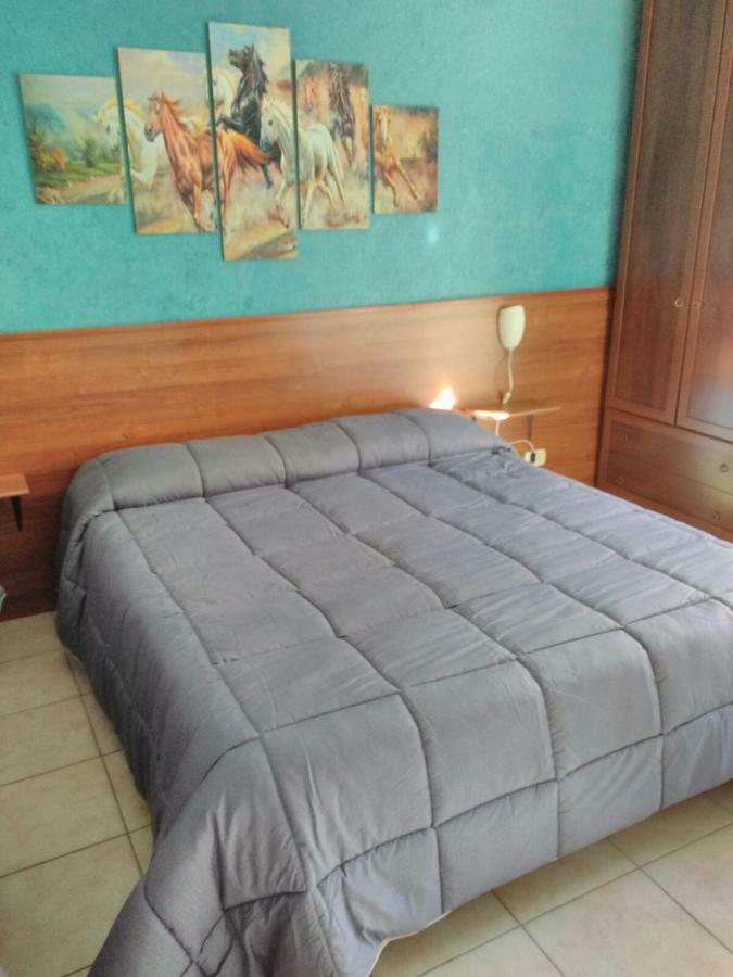 Francesca Tourist Apartment Roma Dış mekan fotoğraf